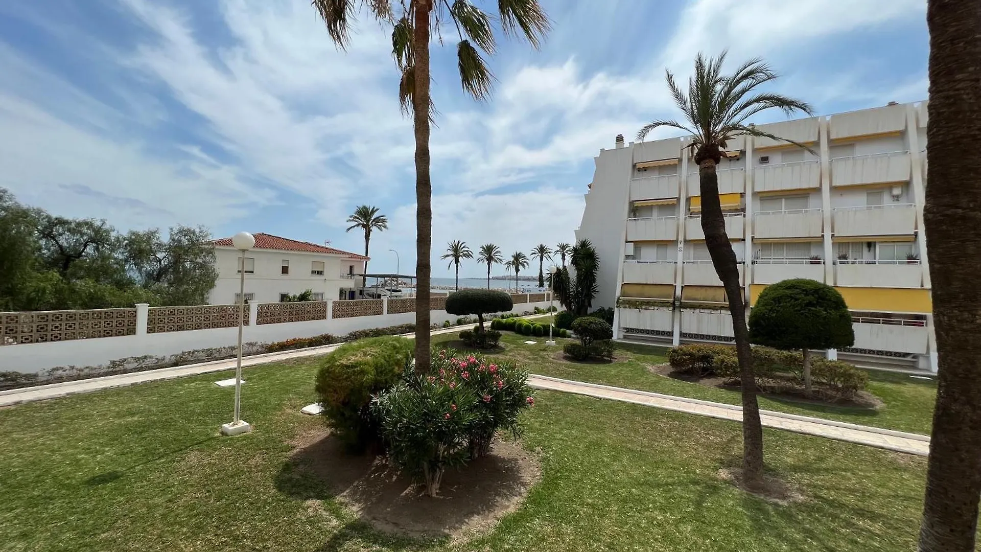 Appartement Apartamento Piramides Caleta De Velez Spanje